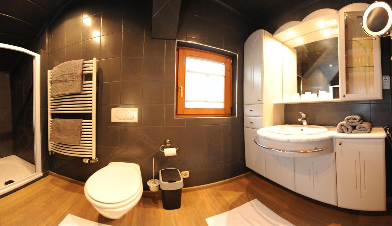 Chalet Gloria - Doppel- Und Mehrbettzimmer บรุค อันแดร์ โกรสส์กลอคเนอร์ชตราสเซอ ภายนอก รูปภาพ