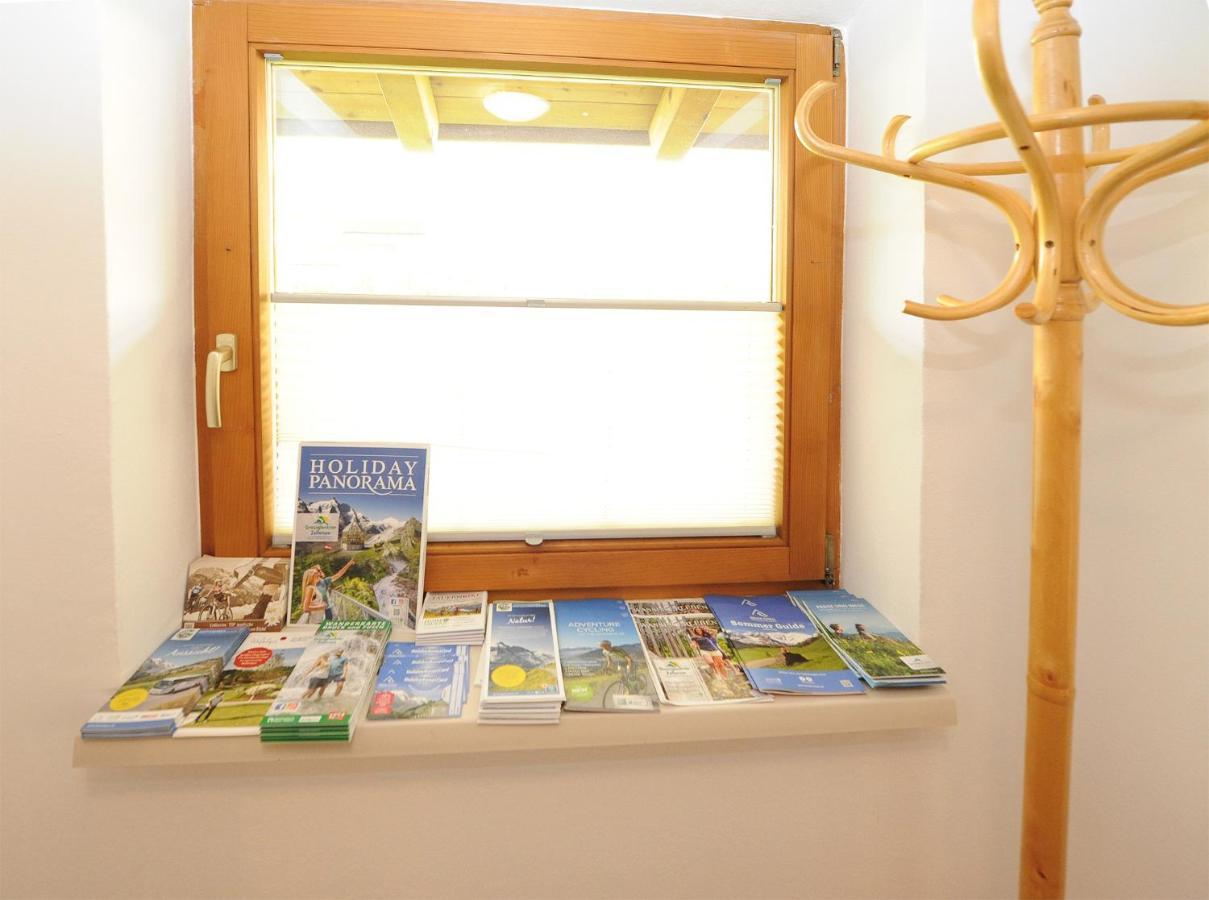 Chalet Gloria - Doppel- Und Mehrbettzimmer บรุค อันแดร์ โกรสส์กลอคเนอร์ชตราสเซอ ภายนอก รูปภาพ