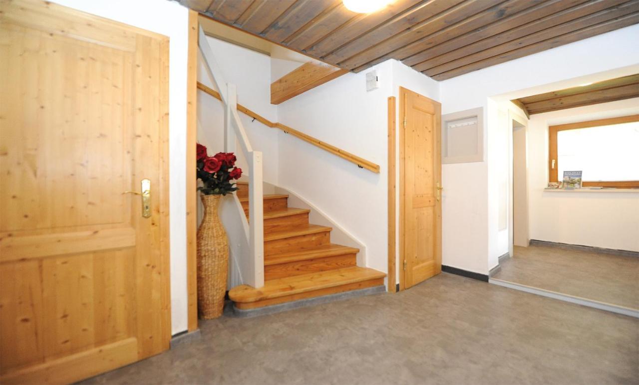 Chalet Gloria - Doppel- Und Mehrbettzimmer บรุค อันแดร์ โกรสส์กลอคเนอร์ชตราสเซอ ภายนอก รูปภาพ