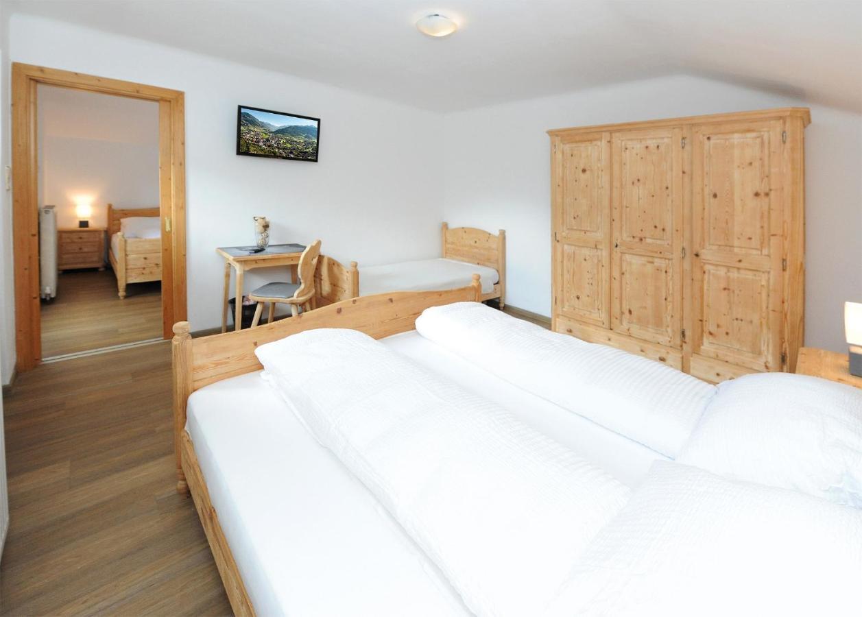 Chalet Gloria - Doppel- Und Mehrbettzimmer บรุค อันแดร์ โกรสส์กลอคเนอร์ชตราสเซอ ภายนอก รูปภาพ