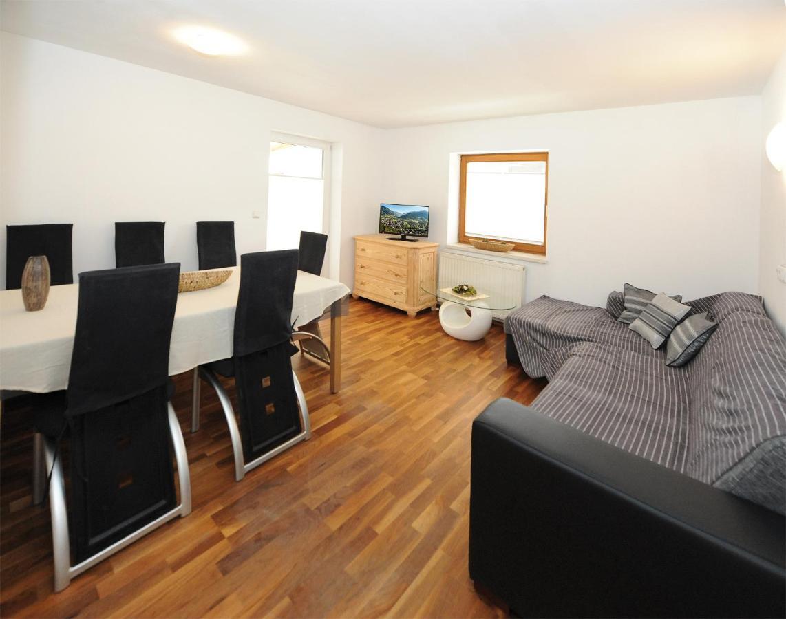 Chalet Gloria - Doppel- Und Mehrbettzimmer บรุค อันแดร์ โกรสส์กลอคเนอร์ชตราสเซอ ภายนอก รูปภาพ