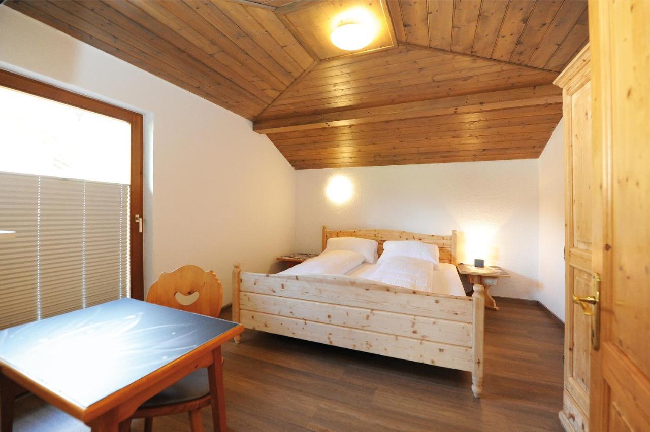 Chalet Gloria - Doppel- Und Mehrbettzimmer บรุค อันแดร์ โกรสส์กลอคเนอร์ชตราสเซอ ภายนอก รูปภาพ